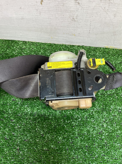 2002 Used Toyota Caldina - Right Front Seat Belt PN: 7321021130C1