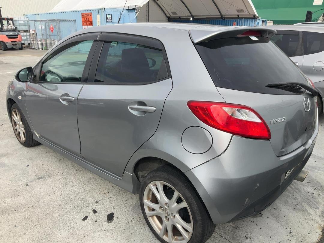 2009 Mazda Demio DE5FS  Dismantling For Parts