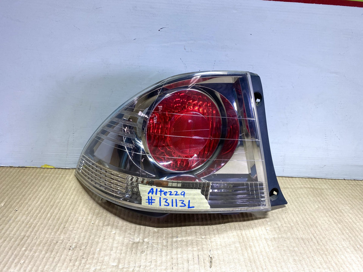 2001 Used Toyota Altezza - Left Taillight PN: Koito 53-5