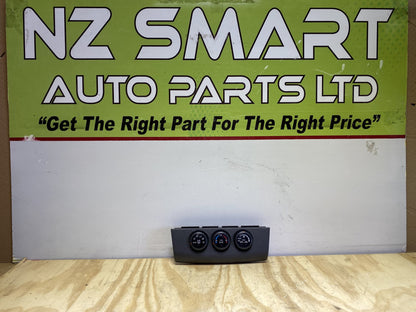 2005 Nissan Tiida JC11 - Climate Controller
