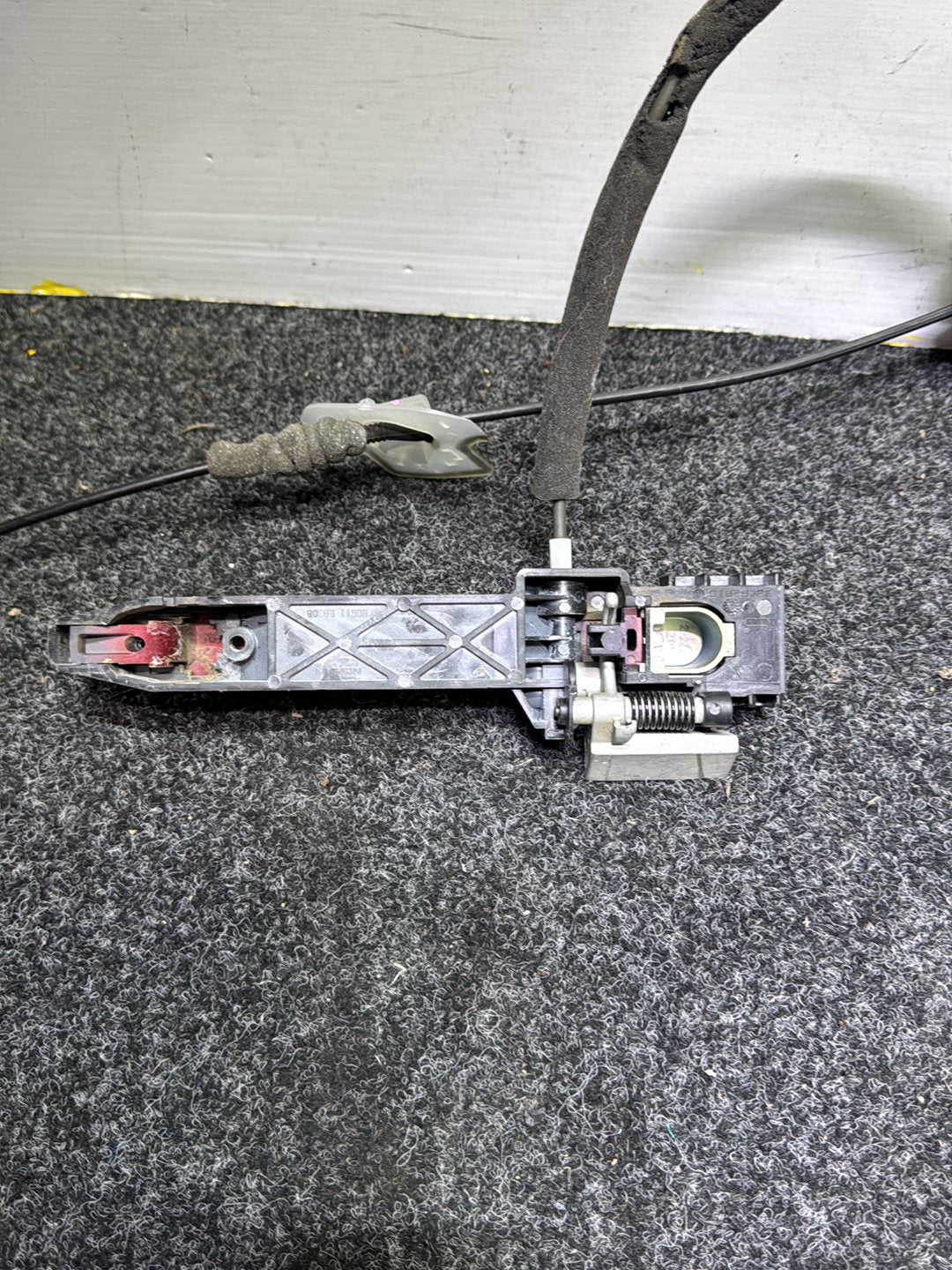 2013 Nissan Qashqai - Left Front Door Exterior Handle