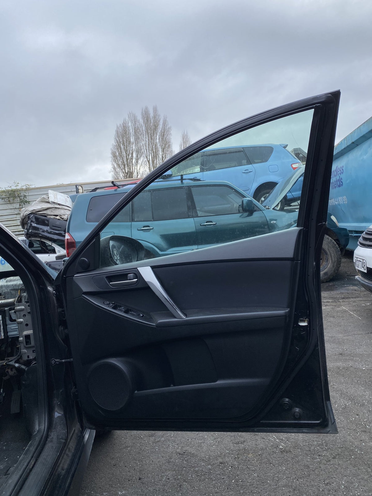 2010 Mazda Axela BLEFW Dismantling for Parts