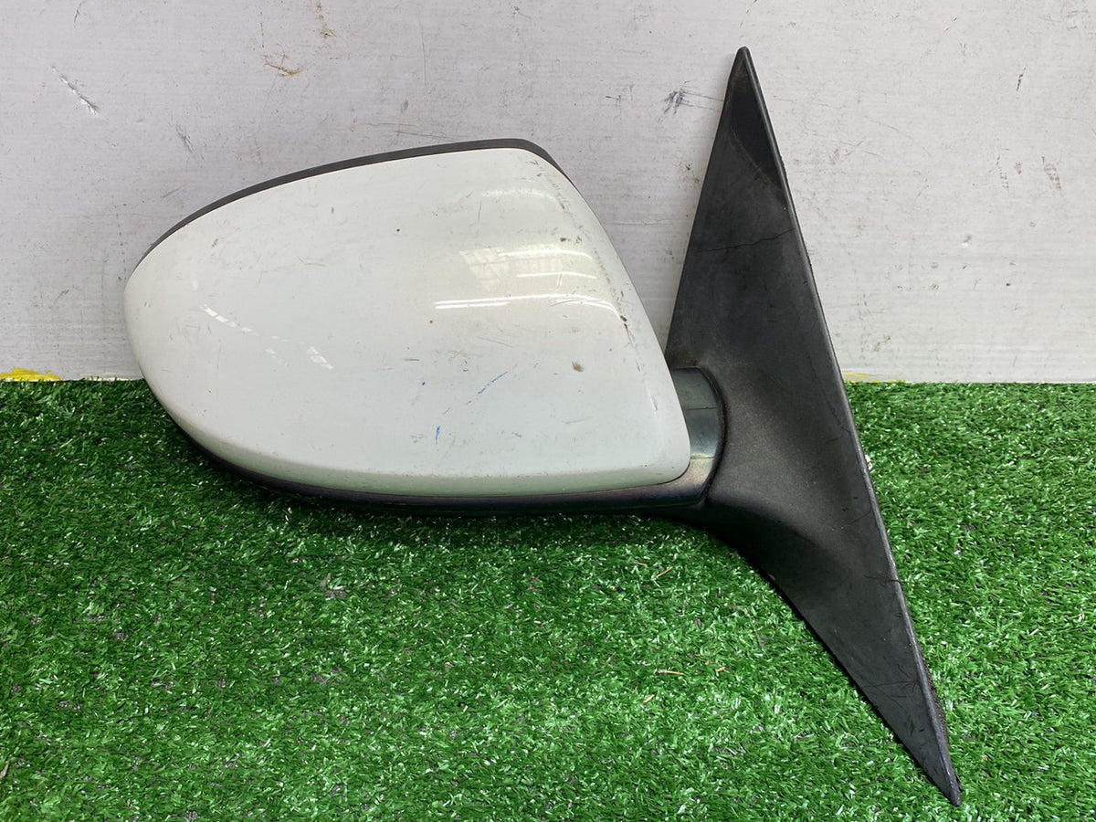 2006 Mazda Atenza - Right Door Mirror PN: 7 wires