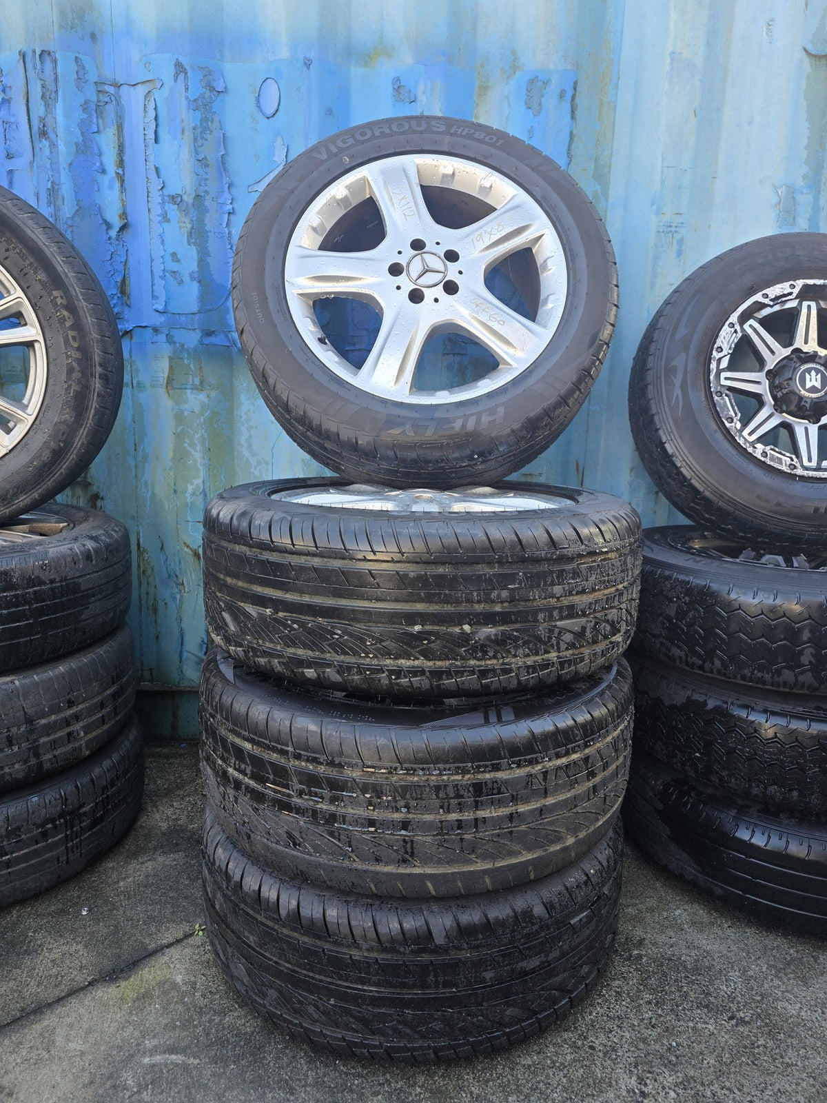 Mercedes Benz Mag Wheel Set PN: Stud Pattern 5x112/ Wheel Size 19x8JJ/ Offset 60