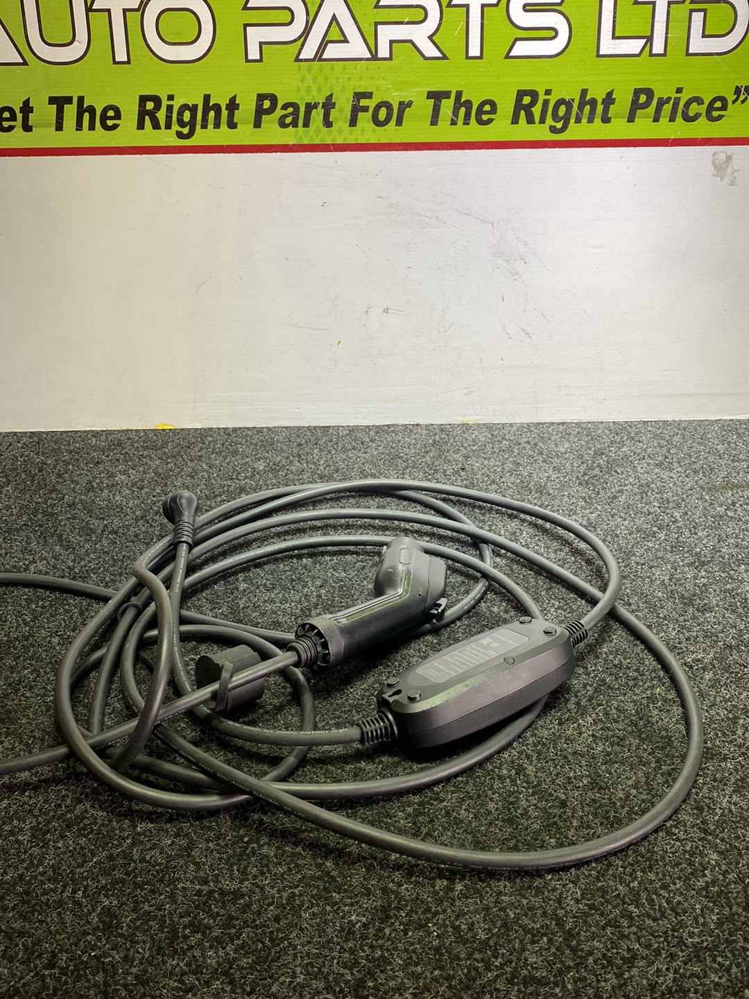 2011 Nissan Leaf ZE0 - EV Charge Cable
