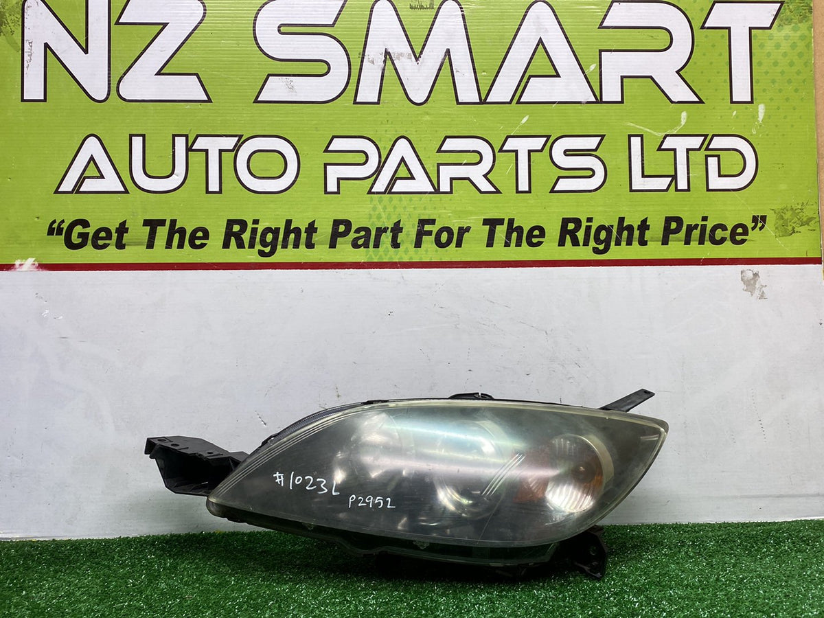 2009 Mazda Axela - Left Headlight PN: STANLEY P2951