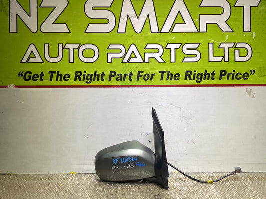 2004 Mazda MPV- Right Door Mirror PN: 5 wires