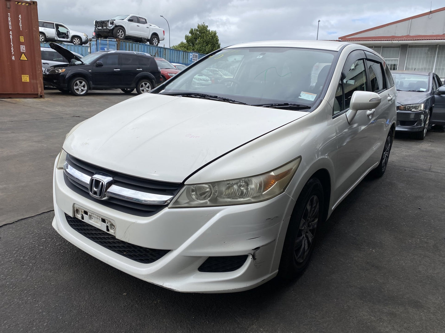 2010 Honda Stream RN6 Dismantling For Parts
