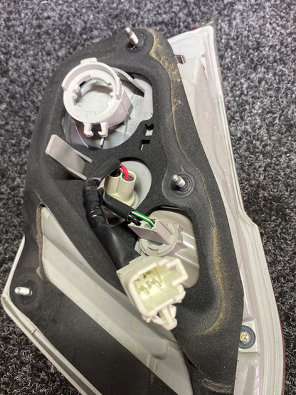 2012 Used Toyota Camry AVV50 - Left Boot Light PN: 33-145