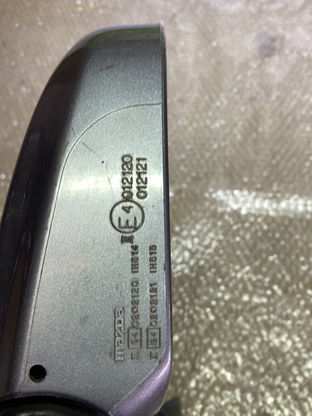 2004 Mazda MPV- Left Door Mirror PN: 5 wires
