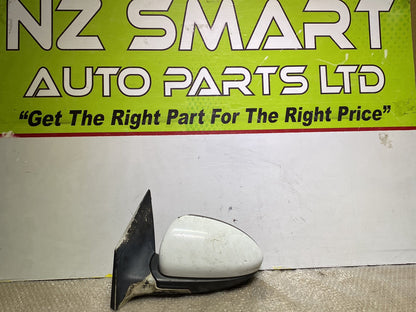 2013 Holden Cruze- Left Door Mirror PN: 5 wires
