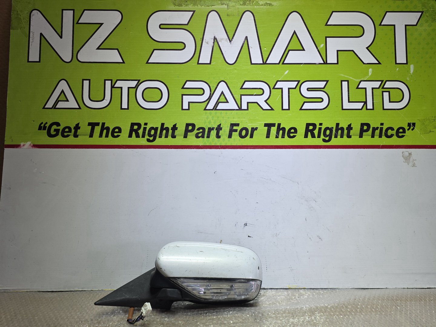 2003 Subaru Legacy- Left Door Mirror PN: 10 wires