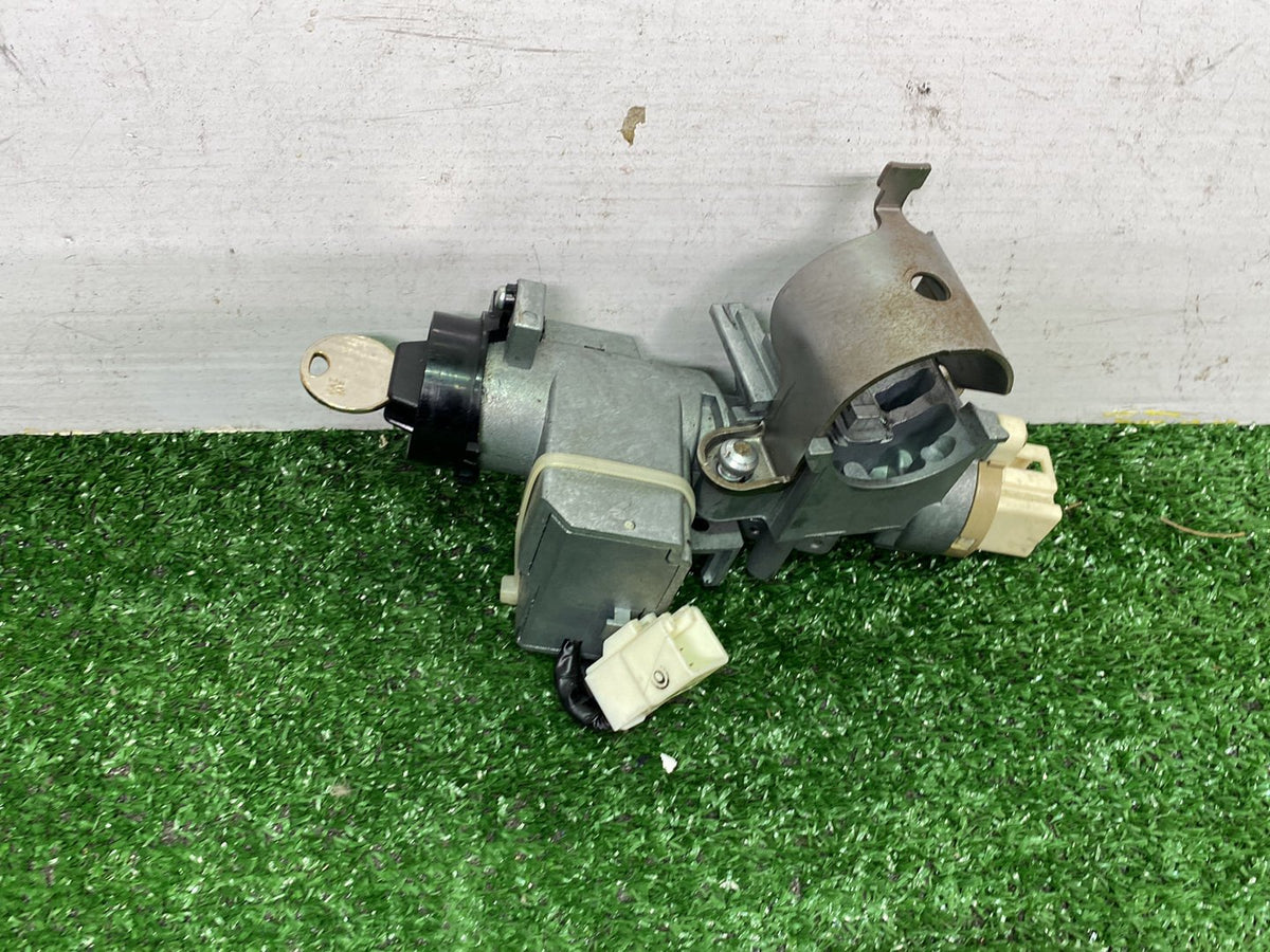 2007 Mazda Verisa - Ignition With Key PN: SL-38