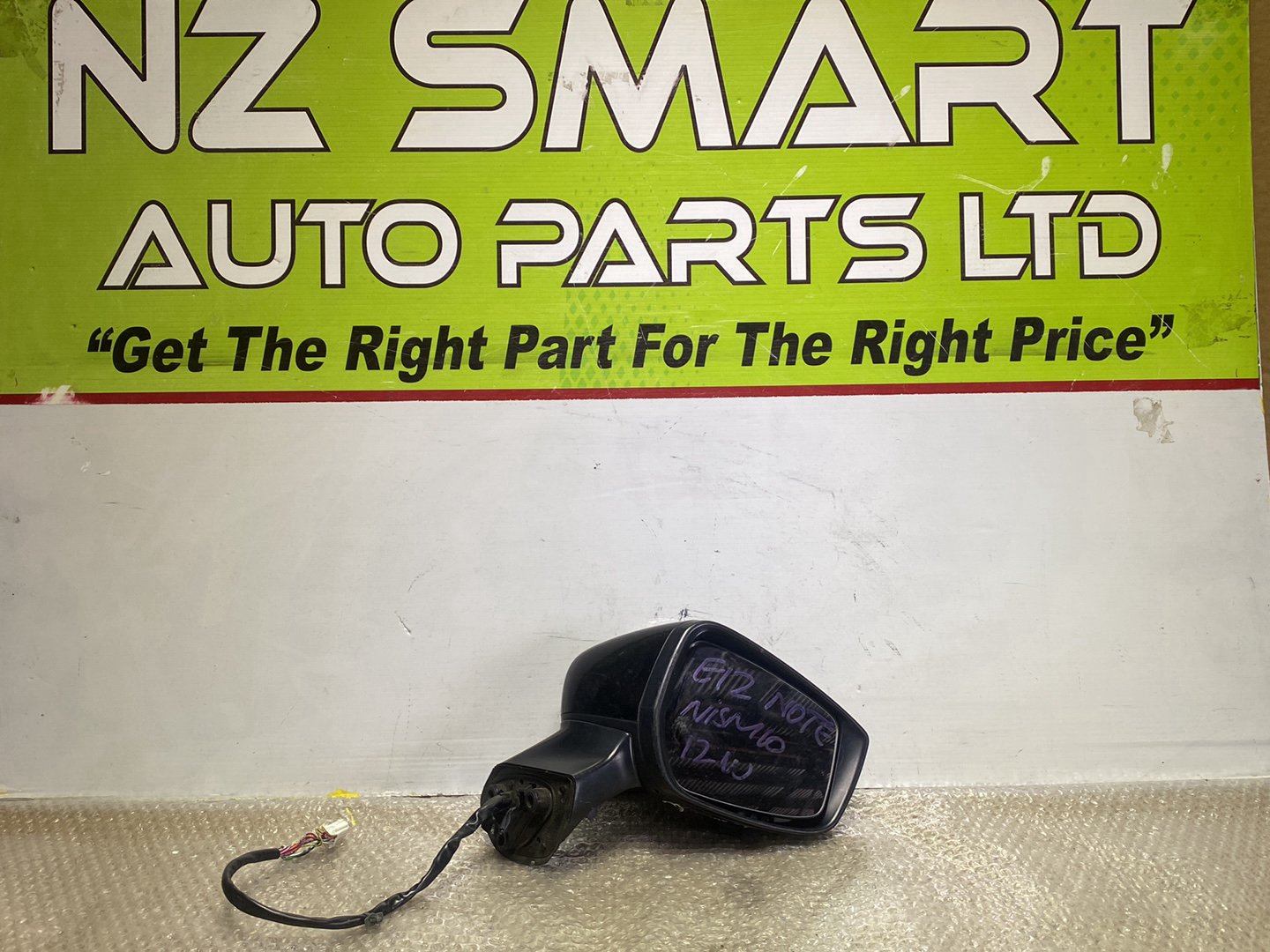 2017 Nissan Note- Right Door Mirror PN: 11 wires