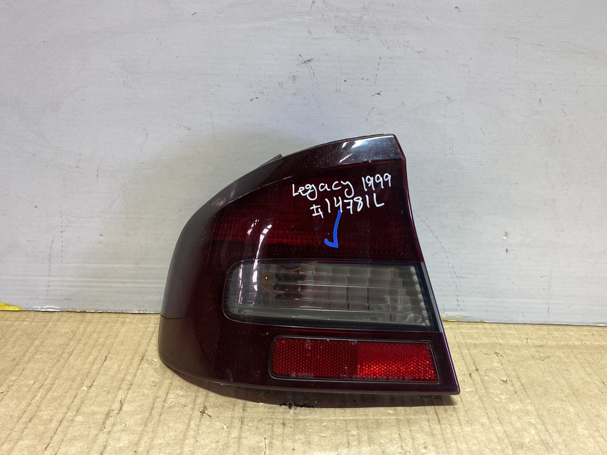 1999 Subaru Legacy BE5 - Left Taillight PN: 2SD 935 709