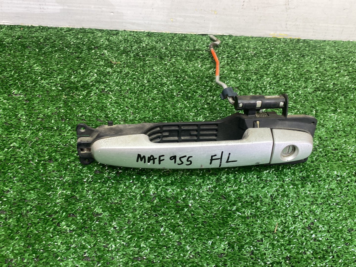 2006 Used Toyota Caldina - Left Front Door Exterior Handle PN: 6921033080B6