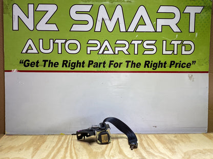 2005 Mazda Axela BK5P - Left Front Seat Belt