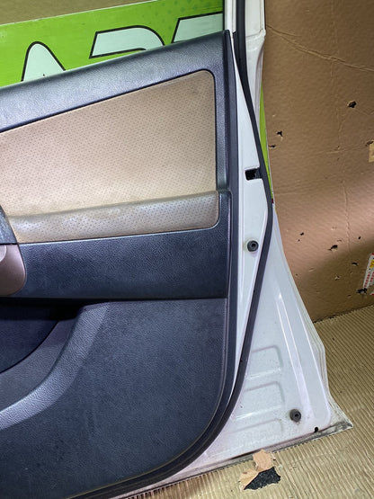2010 Used Toyota Vanguard- Right Front Door PN: see photos-complete
