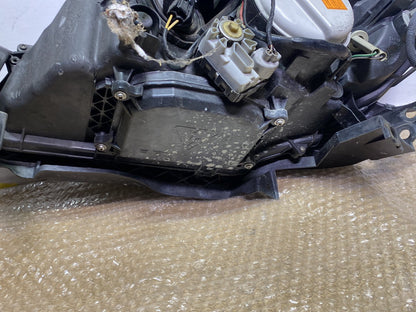 2006 Subaru Legacy - Right Headlight PN: see photos