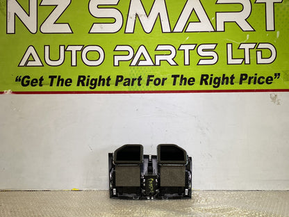 2009 Mazda Axela- Dash Air Vent Centre PN: see photos