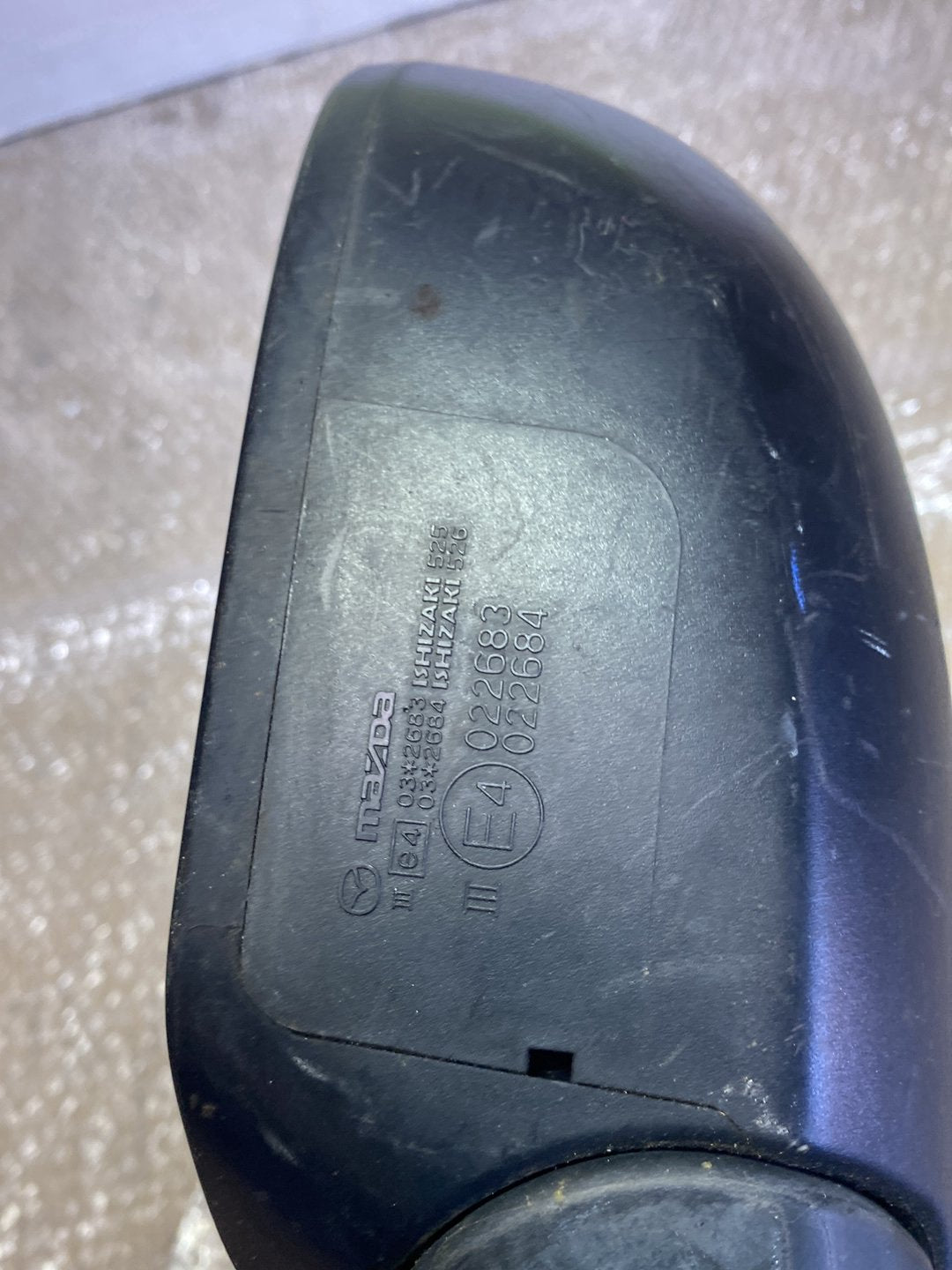 2010 Mazda Axela- Right Door Mirror PN: 3 wires