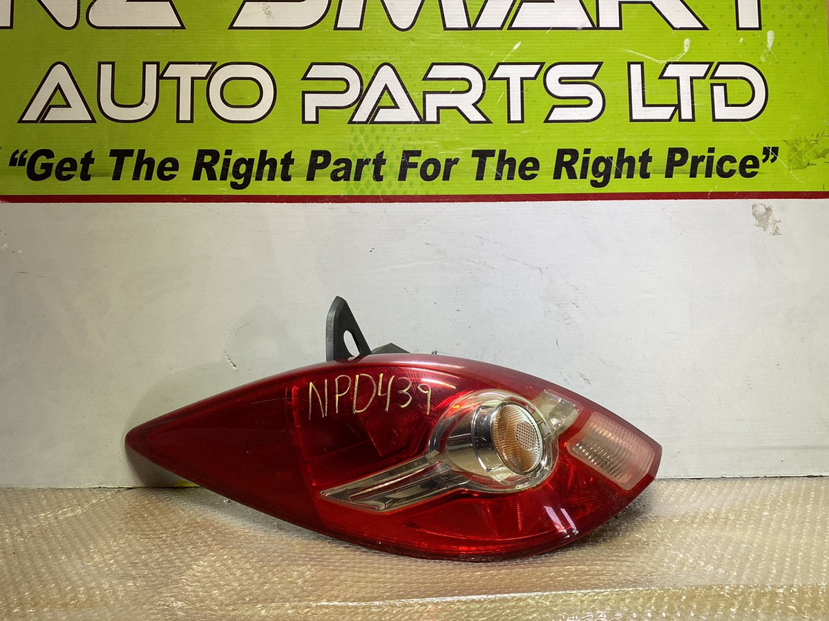 2008 Nissan Tiida- Left Taillight PN: STANLEY P7511