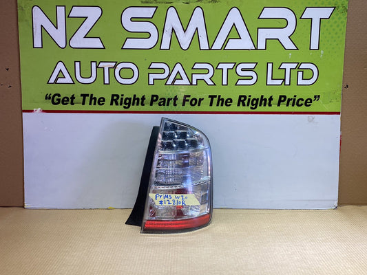 Used Toyota Prius W20 - Right Taillight PN: STANLEY 47-13