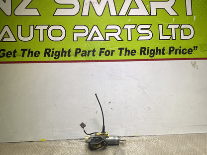 2005 Nissan Tiida- Ignition Switch PN: see photos