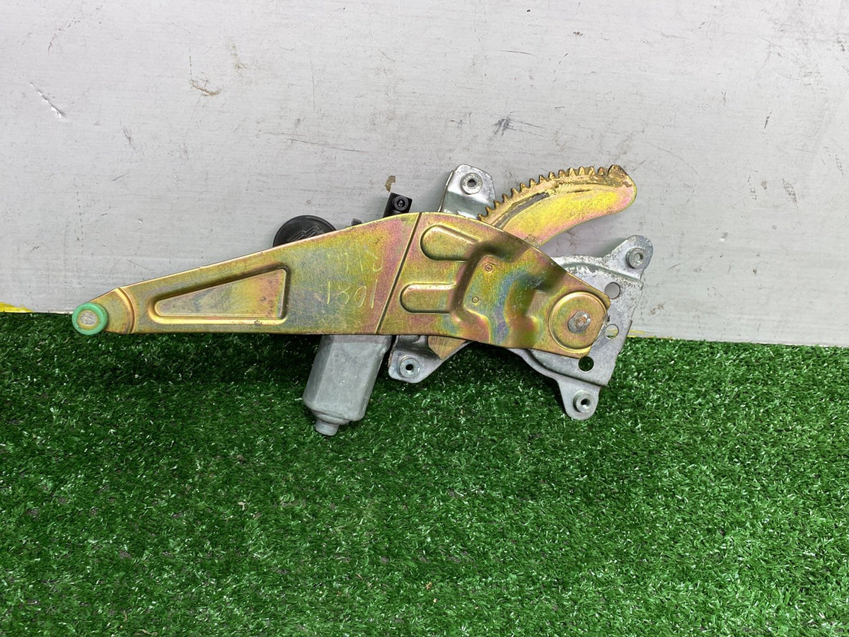 2005 Used Toyota Ist NCP60 - Left Rear Window Regulator/Motor PN: See photos