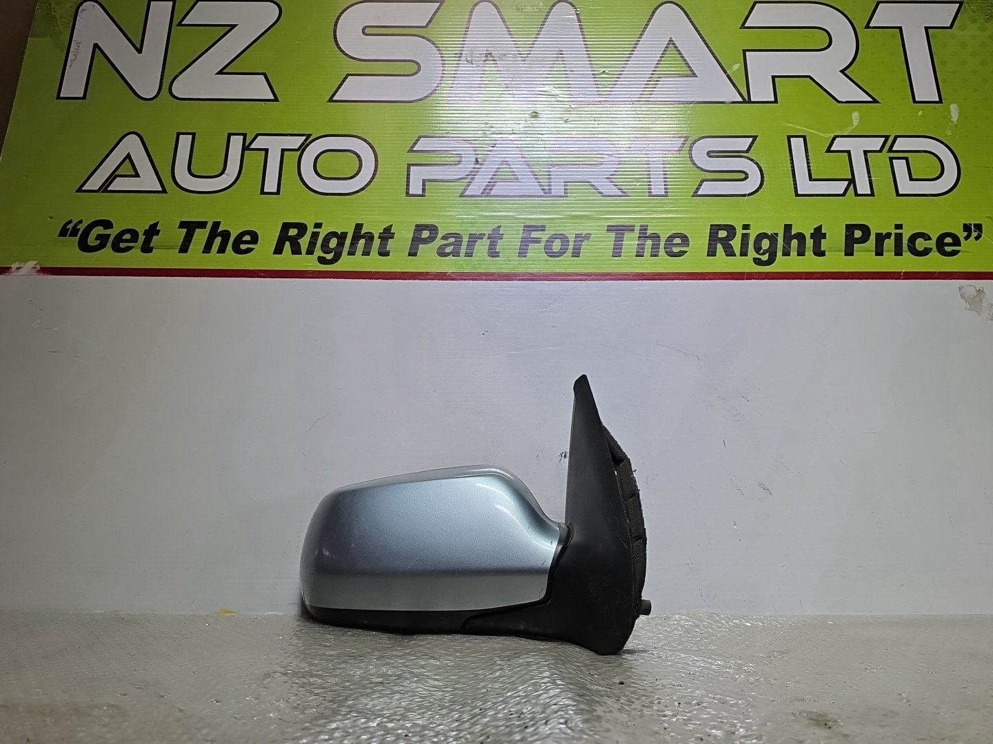 2006 Mazda Demio- Right Door Mirror PN: see the photos