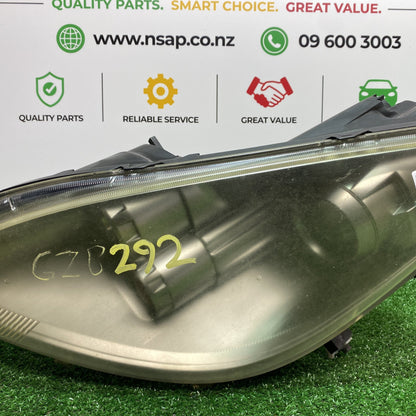 2007 Mitsubishi Colt - Left Headlight PN: Manual Adjust/ Hid Type/ 8301A759/ Stanley P4398