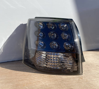 2007 Mitsubishi Outlander CW5W - Left Taillight