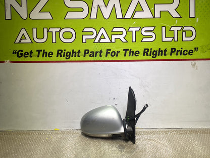 2008 Volkswagen Polo- Right Door Mirror PN: 8 wires