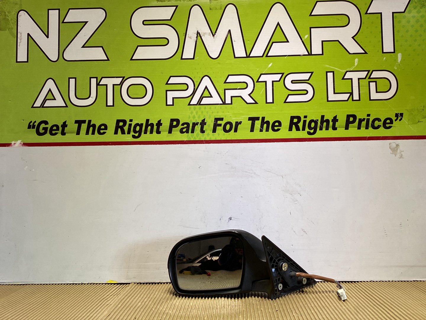 2007 Subaru Legacy- Left Door Mirror PN: 9 wires