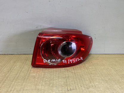 2005 Mazda Demio DY3W - Right Taillight PN: P4419