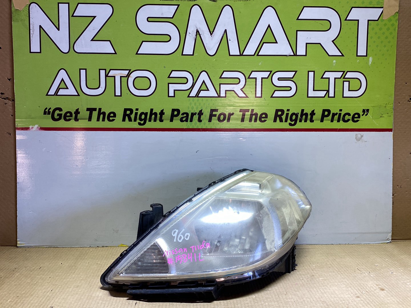 2007 Nissan Tiida C11 - Left Headlight PN: P4278