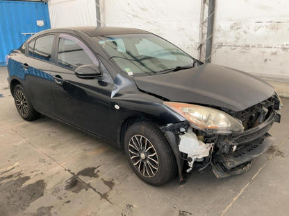 2011 Mazda Mazda3 JM0BL10F100223268  Dismantling For Parts