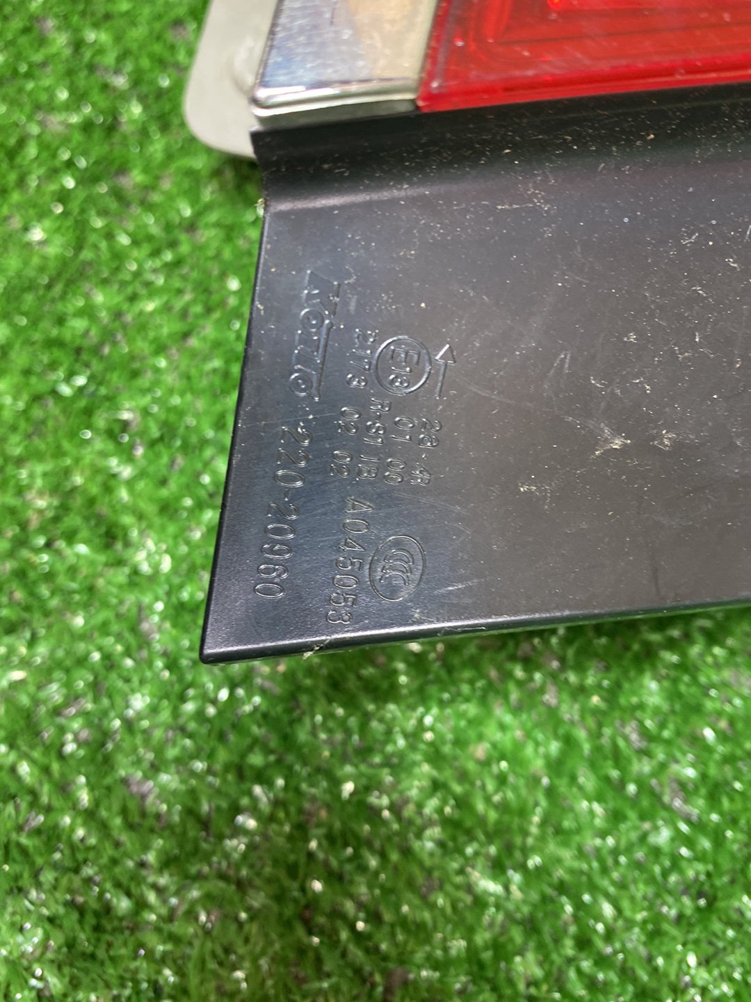 2009 Subaru Legacy - Left Taillight PN: KOITO 220-20960