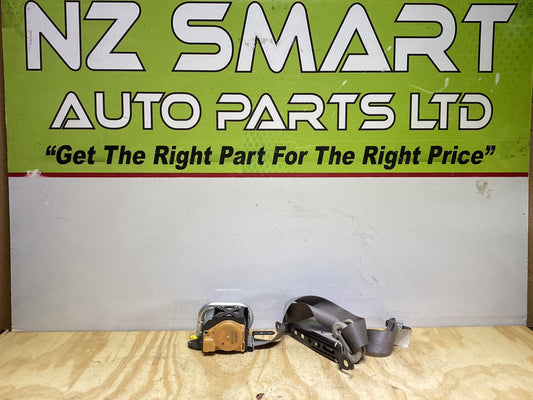 2012 Nissan March IV K13 K13 - Right Front Seat Belt