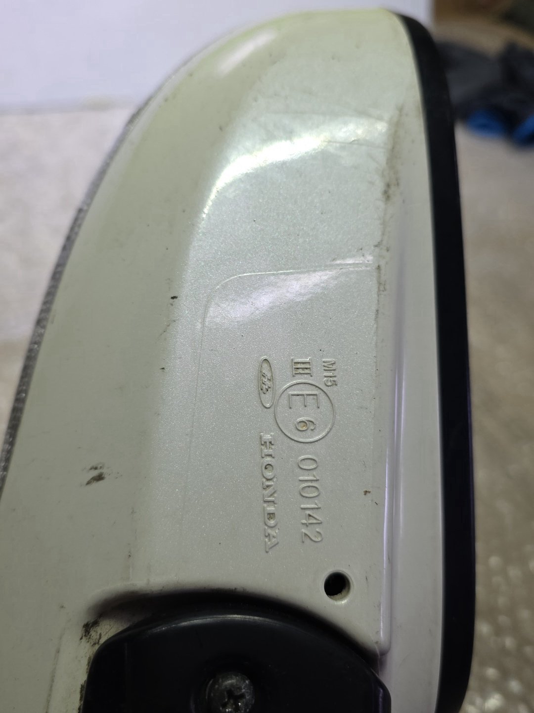 2005 Honda Accord- Left Door Mirror PN: 8 wires