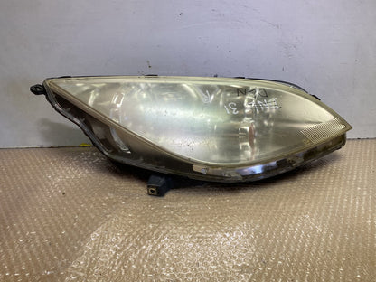 2006 Mitsubishi Colt - Right Headlight PN: 8301A666