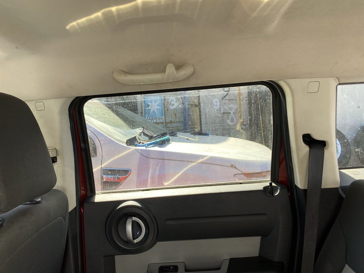 2007 Dodge Nitro SXT- Dismantling For Parts