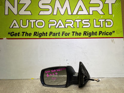 2012 Kia Sorento- Left Door Mirror PN: 9 wires