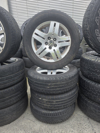 Volkswagen - Mag Wheel Set 5x100 Stud Pattern/ Wheel Size: 15x6 J/ Offset: 38