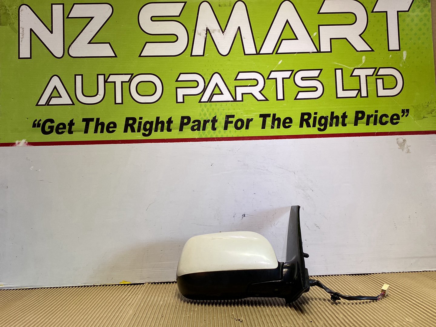 2007 Used Toyota Ipsum- Right Door Mirror PN: 5 wires