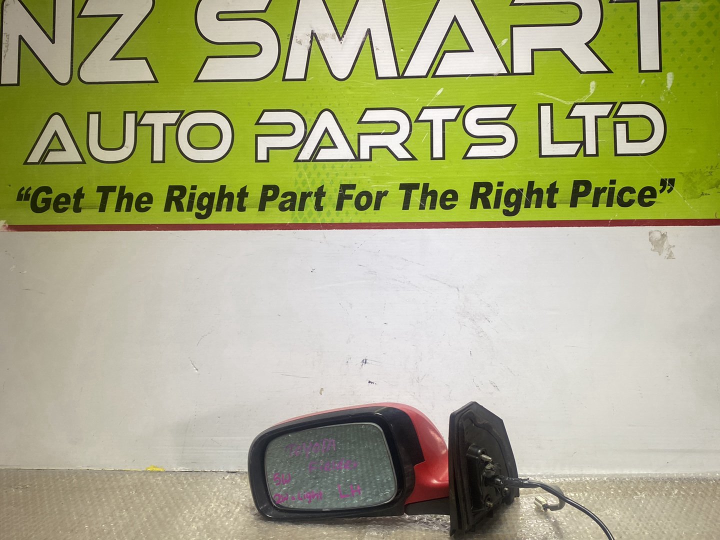 2006 Used Toyota Corolla- Left Door Mirror PN: 2 plugs 7 wires
