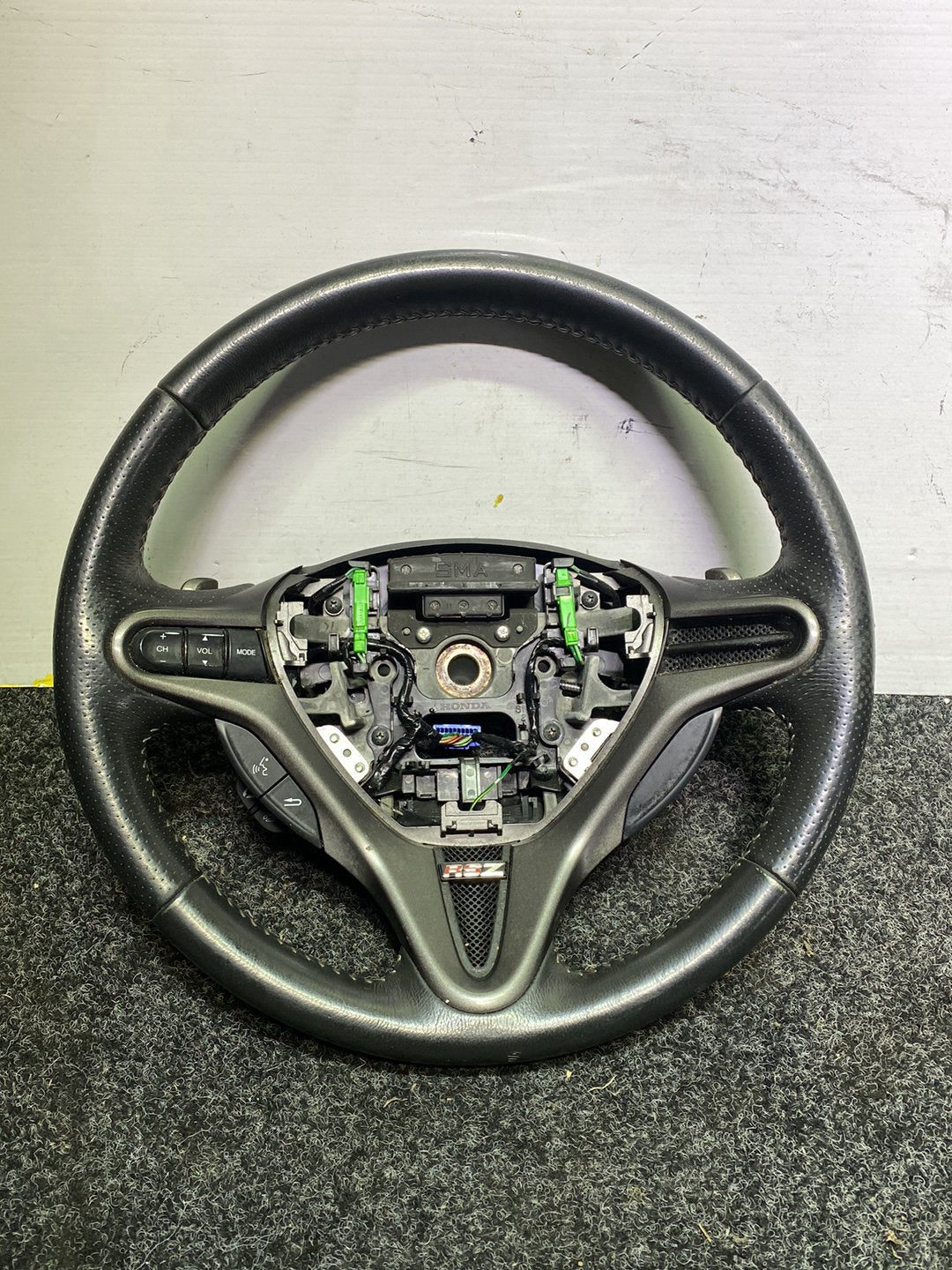 2006 - Steering Wheel