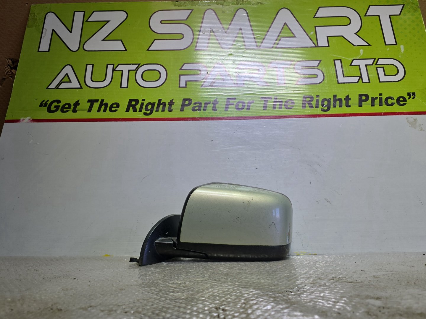 2005 Nissan Lafesta- Left Door Mirror PN: 5 wires