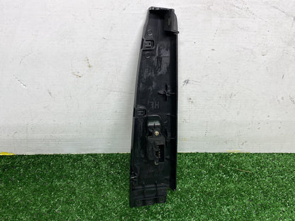 2007 Mazda Verisa - Right Rear Window Switch PN: D01C685L1