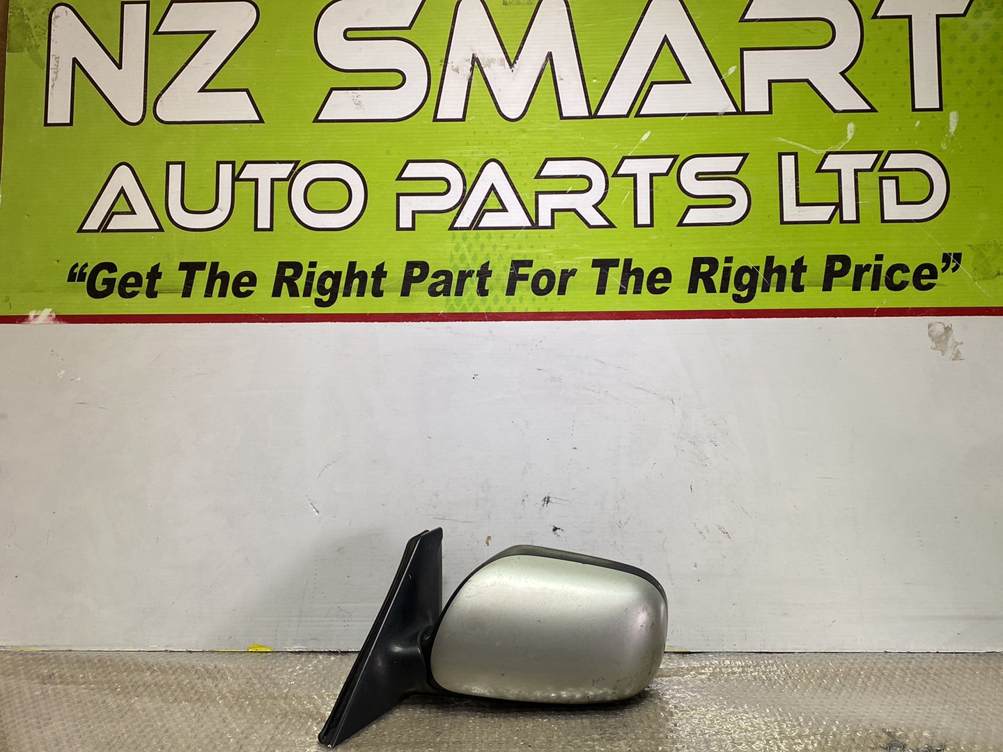 2001 Used Toyota Altezza- Left Door Mirror PN: 6 wires